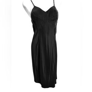 Barbizon Black Acetate & Rayon full slip from 1951